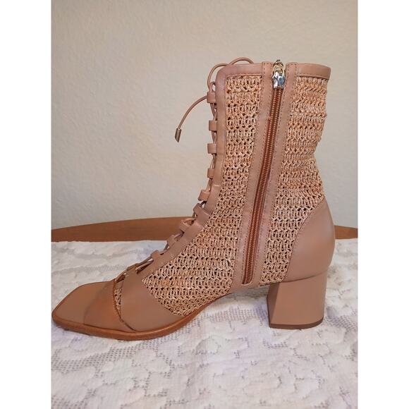 Women's Daniella Shevel Gladitor Sandals, Size US 10 - Picture 2 of 6